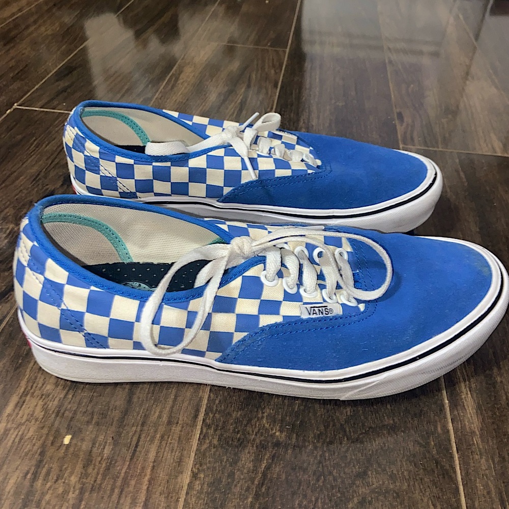 Vans checkered